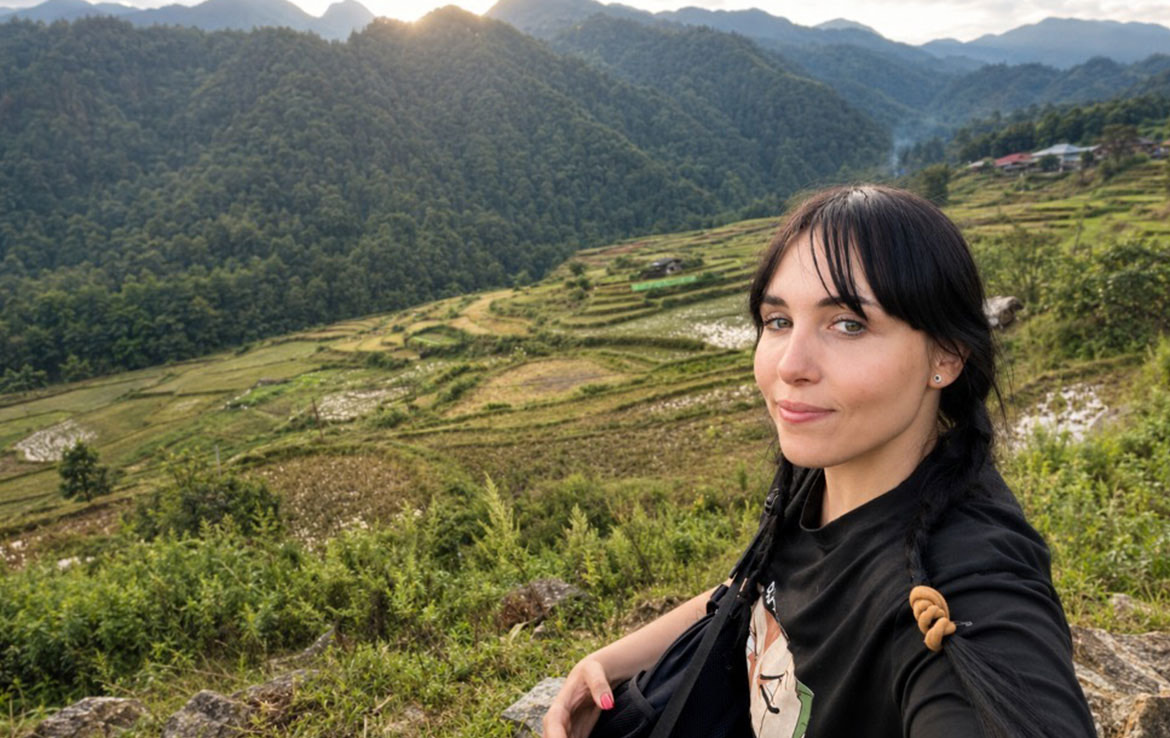 Isabel Juni, Diseña viajes por China para descubrirla a través de sus provincias, sus mercados y sus sabores.